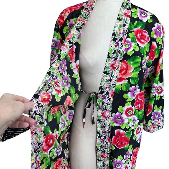 Vintage Victoria's Secret Womens Robe‎ One Size Satin Floral Belted Gold Label - Picture 4 of 8